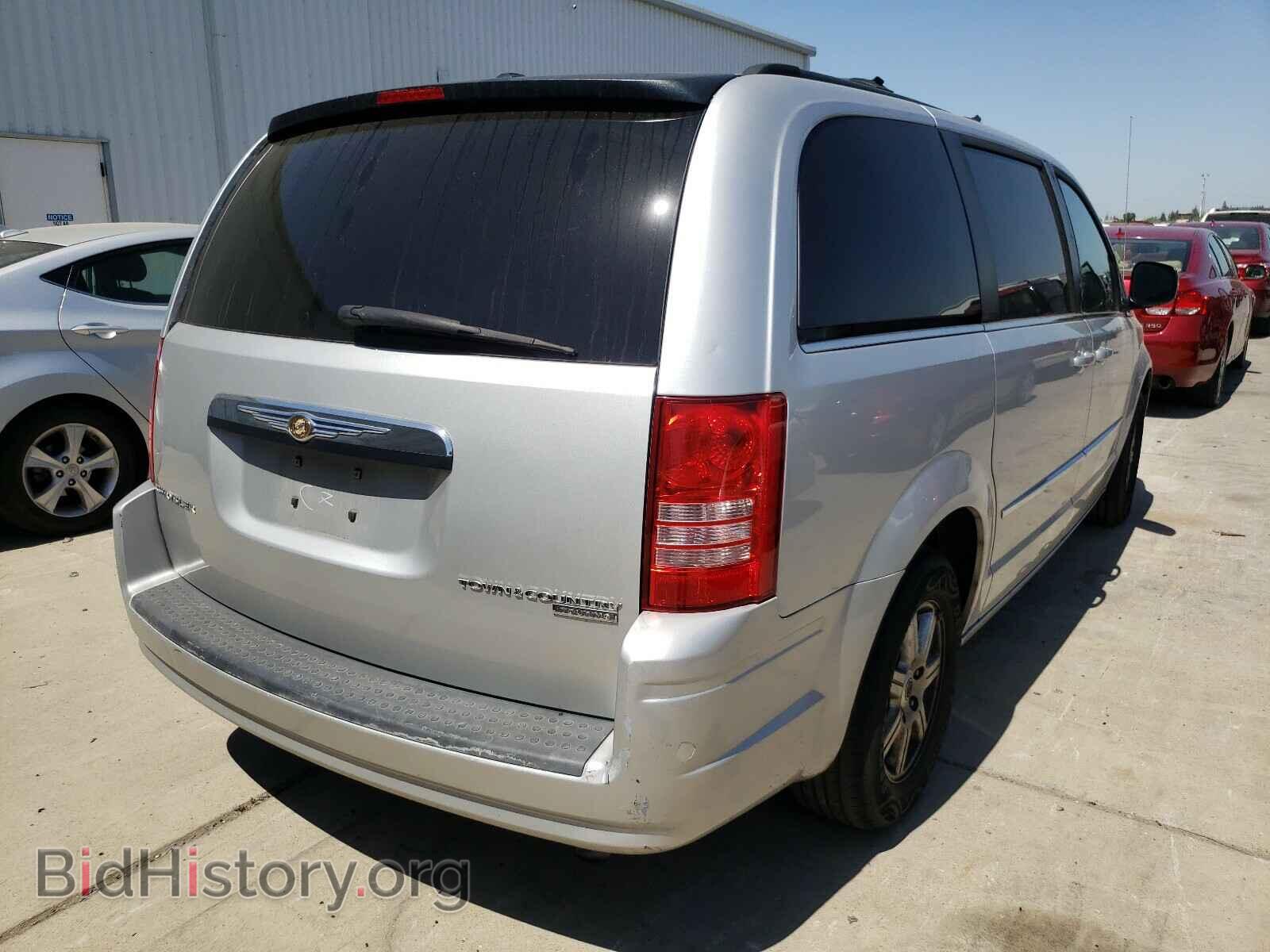 2009 CHRYSLER MINIVAN - VIN: 2A8HR54109R678798 - Фото 4