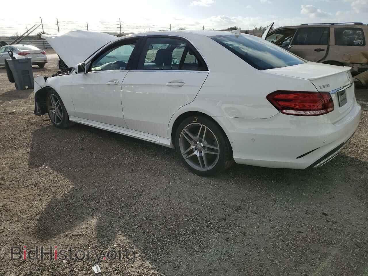 2014 MERCEDES-BENZ E-CLASS - VIN: WDDHF5KB3EB047490 - Фото 2