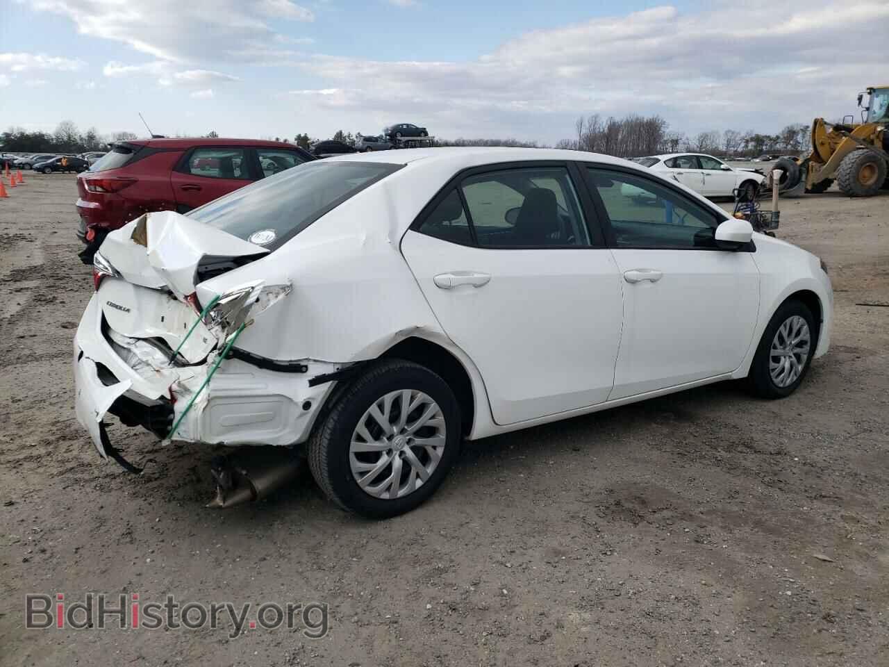 2017 TOYOTA COROLLA - VIN: 2T1BURHEXHC943385 - Фото 3