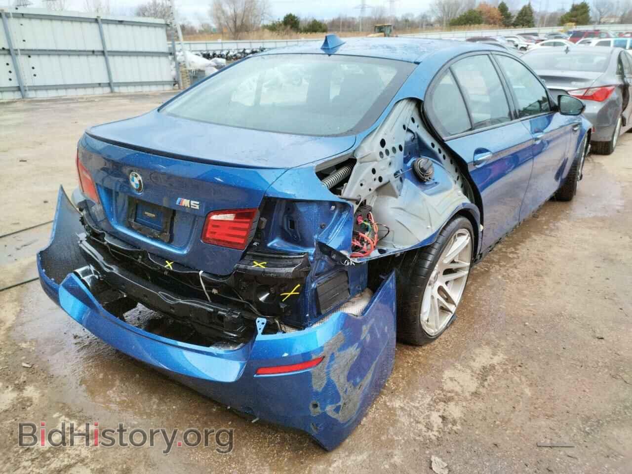 2013 BMW M5 - VIN: WBSFV9C55DC772255 - Фото 4