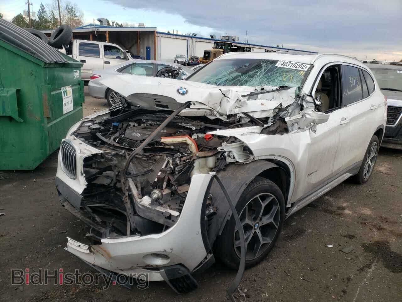 2016 BMW X1 - VIN: WBXHT3C38G5F67187 - Фото 2