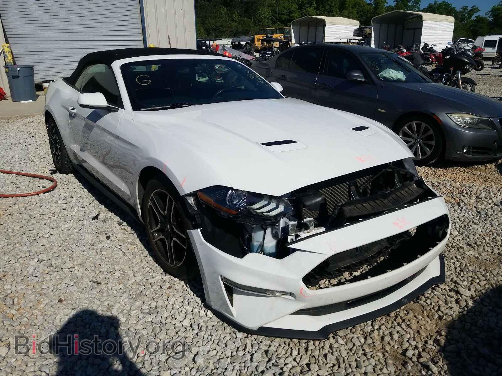 Photo 1FATP8UH6K5138984 - FORD MUSTANG 2019