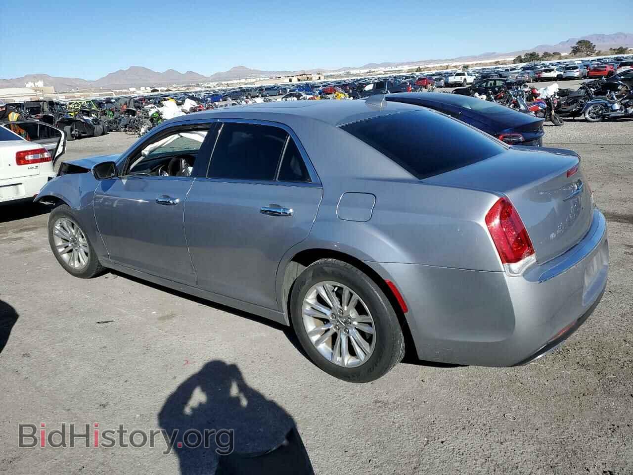 2017 CHRYSLER 300 - VIN: 2C3CCAEG1HH566390 - Фото 2
