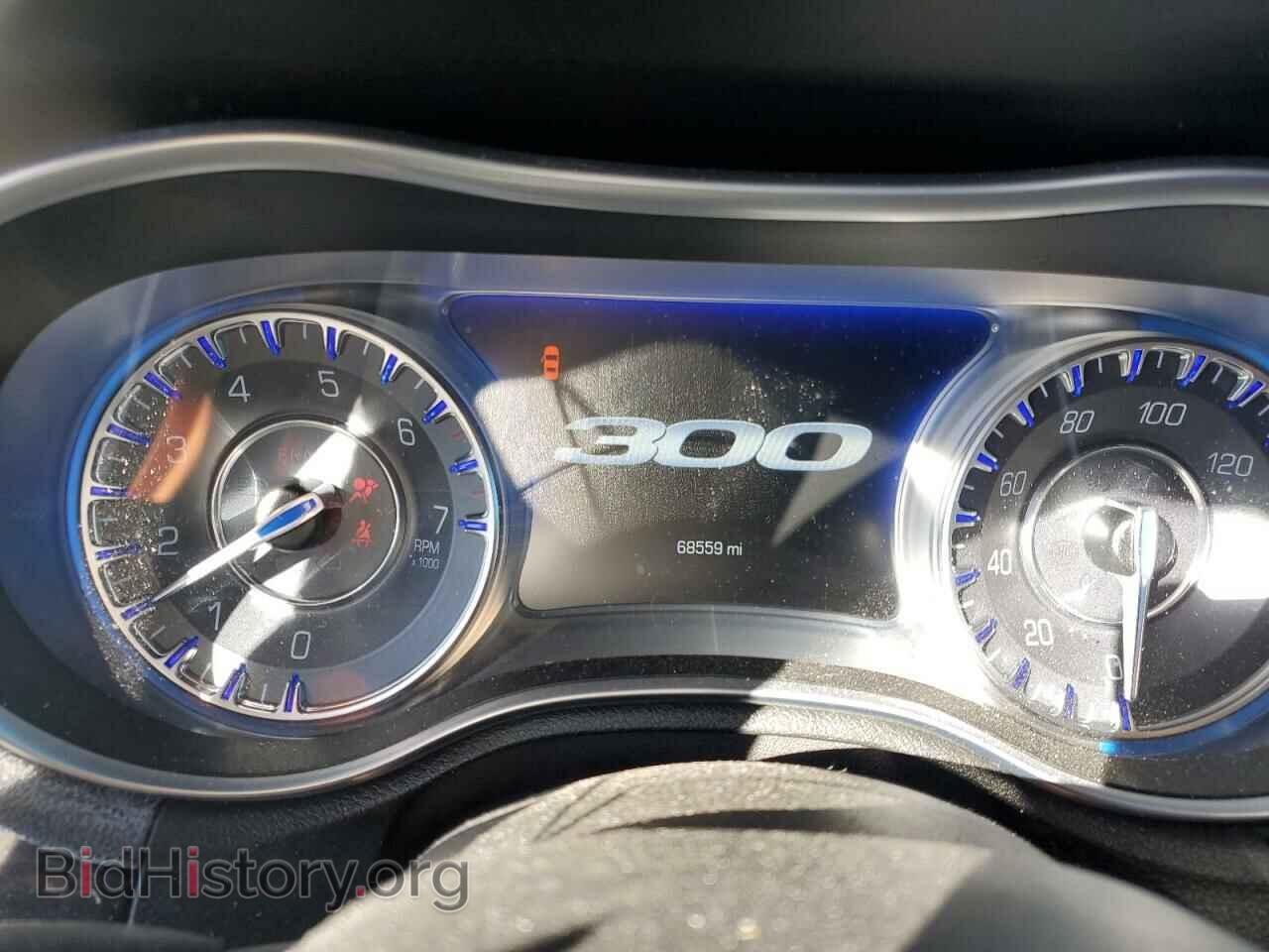 2017 CHRYSLER 300 - VIN: 2C3CCAEG1HH566390 - Фото 9