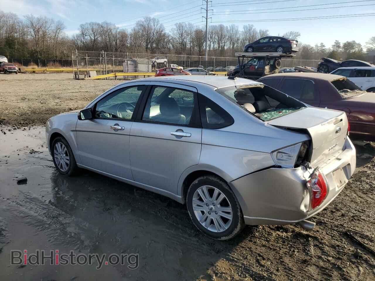 2011 FORD FOCUS - VIN: 1FAHP3HN4BW194005 - Фото 2