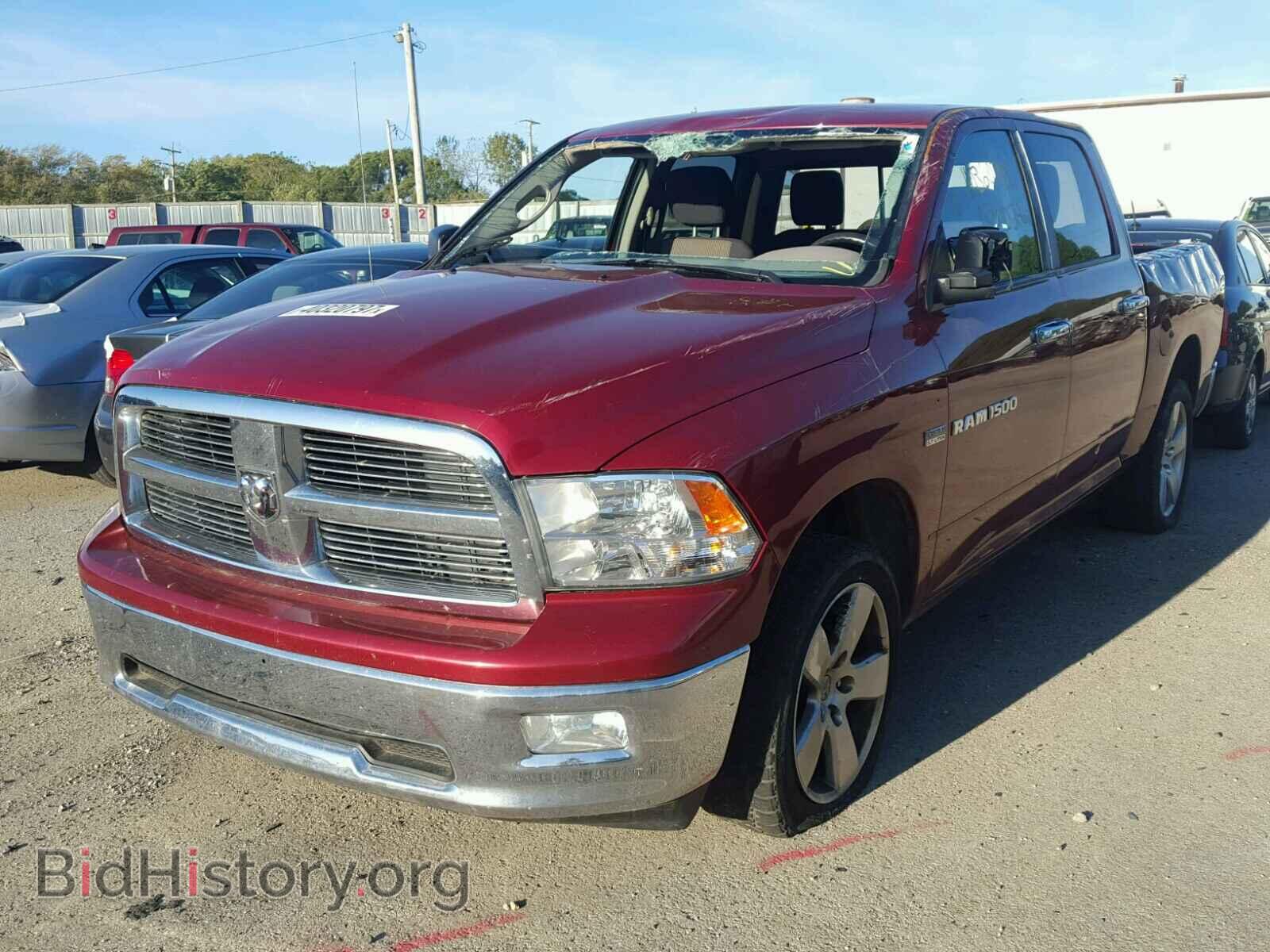 2011 DODGE RAM 1500 - VIN: 1D7RV1CT1BS542497 - Фото 2