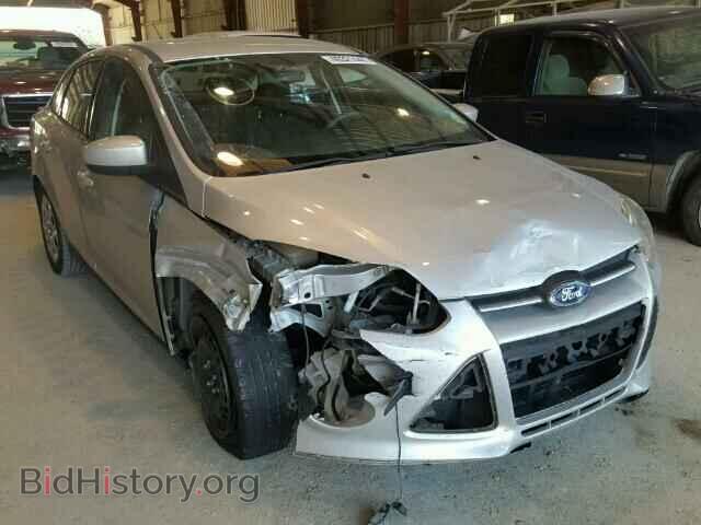 Photo 1FAHP3F24CL119655 - FORD FOCUS 2012