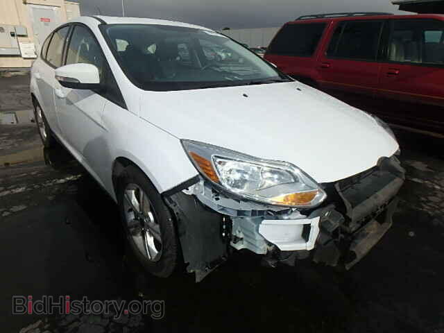 Photo 1FAHP3K24CL403437 - FORD FOCUS 2012