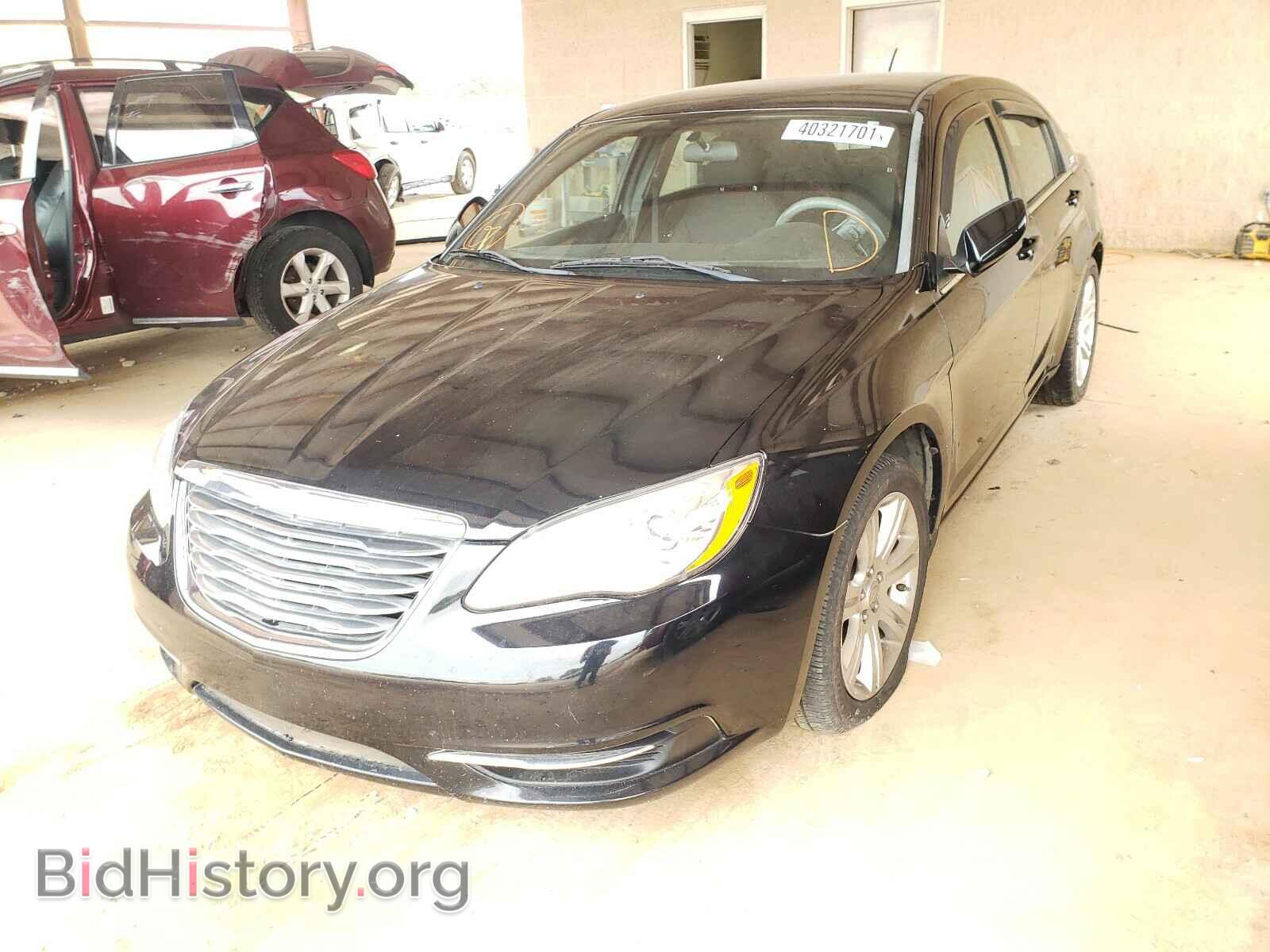 2013 CHRYSLER 200 - VIN: 1C3CCBBB2DN577365 - Фото 2