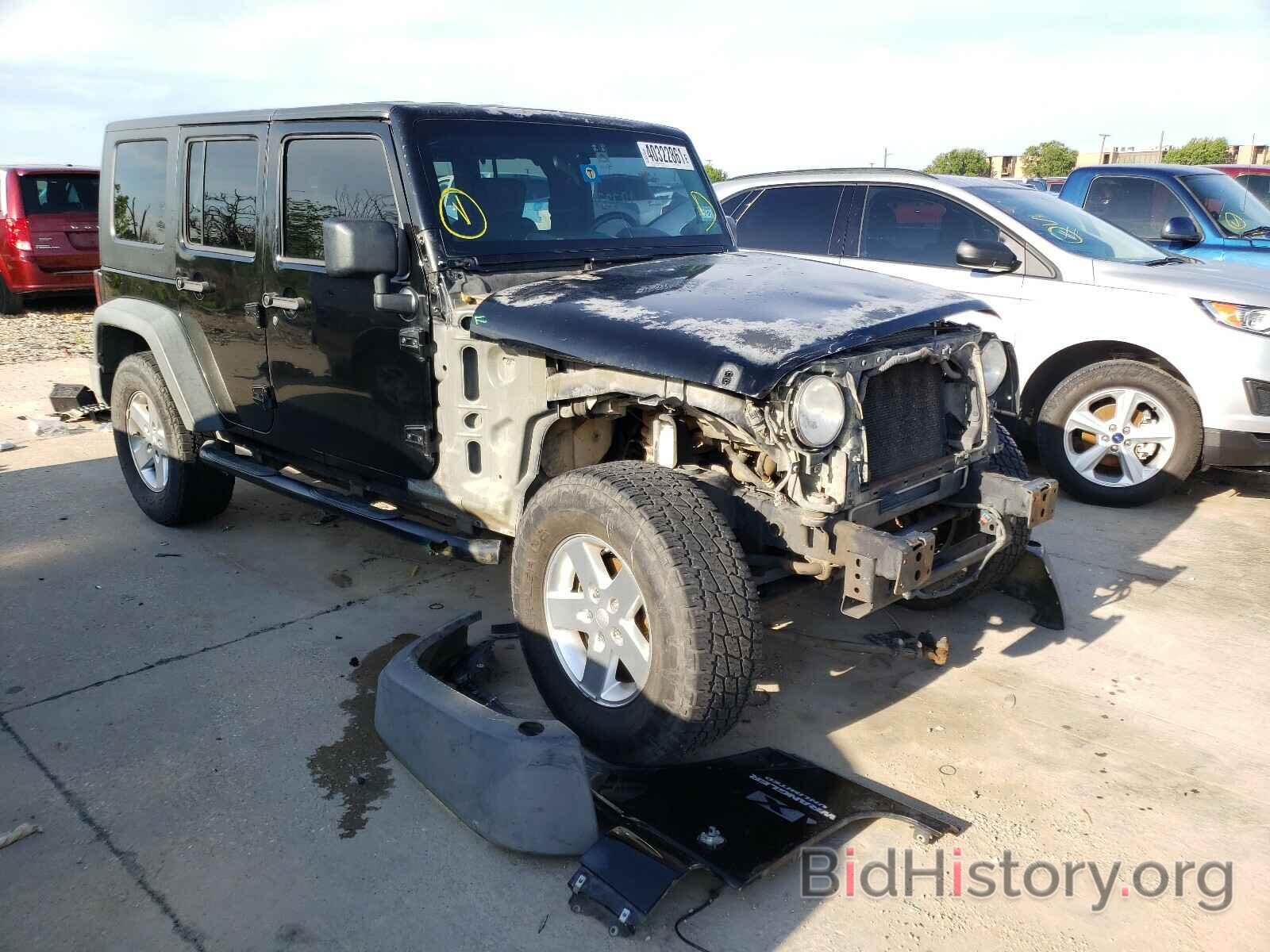 Photo 1J4GA39139L747896 - JEEP WRANGLER 2009