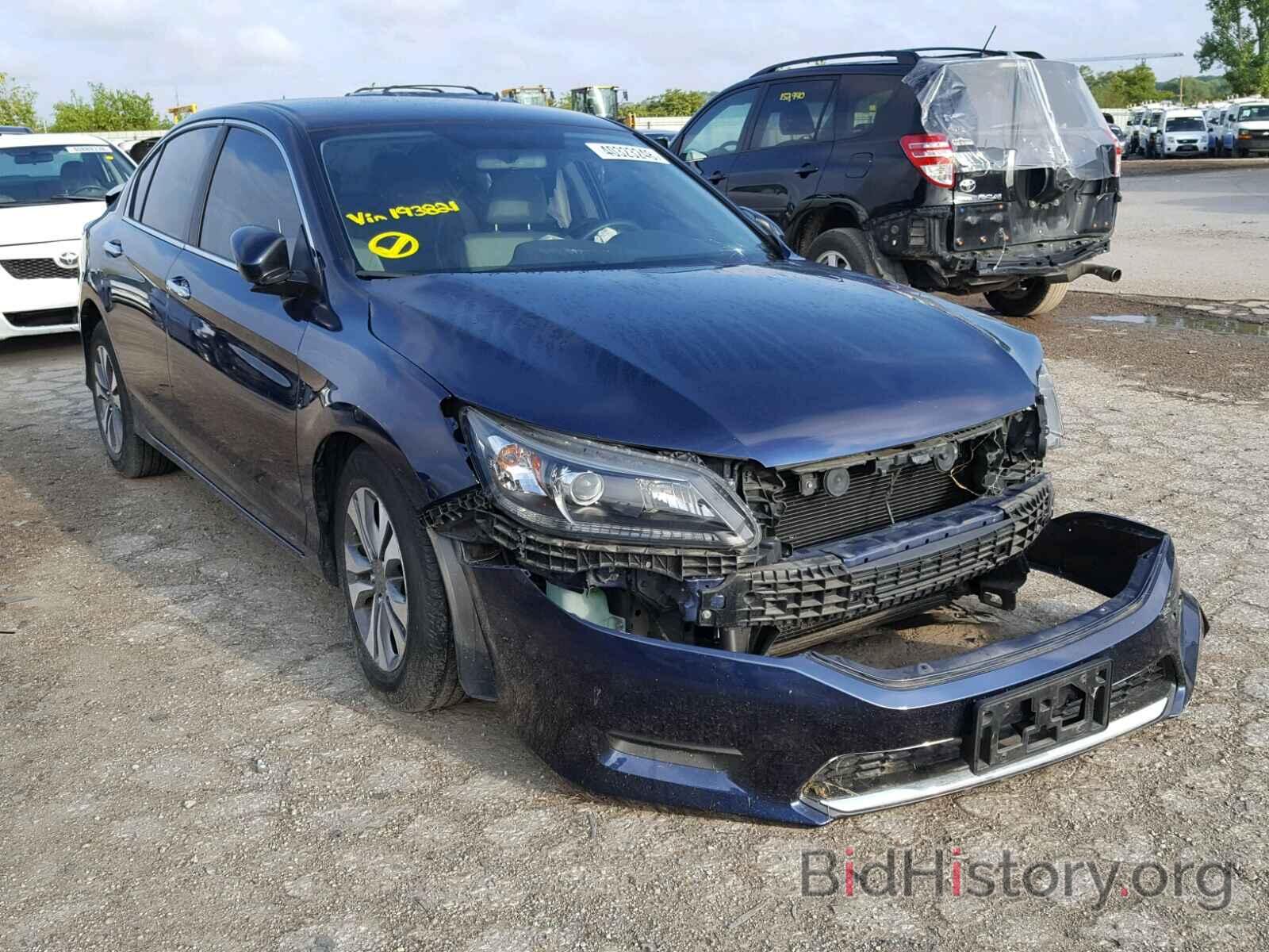 Photo 1HGCR2F32DA193821 - HONDA ACCORD LX 2013