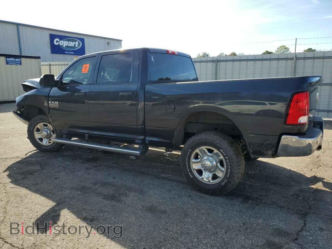 2018 RAM All Models - VIN: 3C6UR5CL2JG352012 - Фото 2