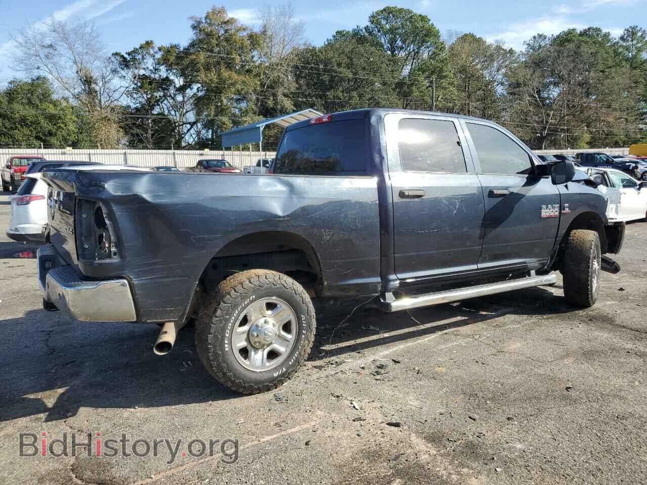 2018 RAM All Models - VIN: 3C6UR5CL2JG352012 - Фото 3
