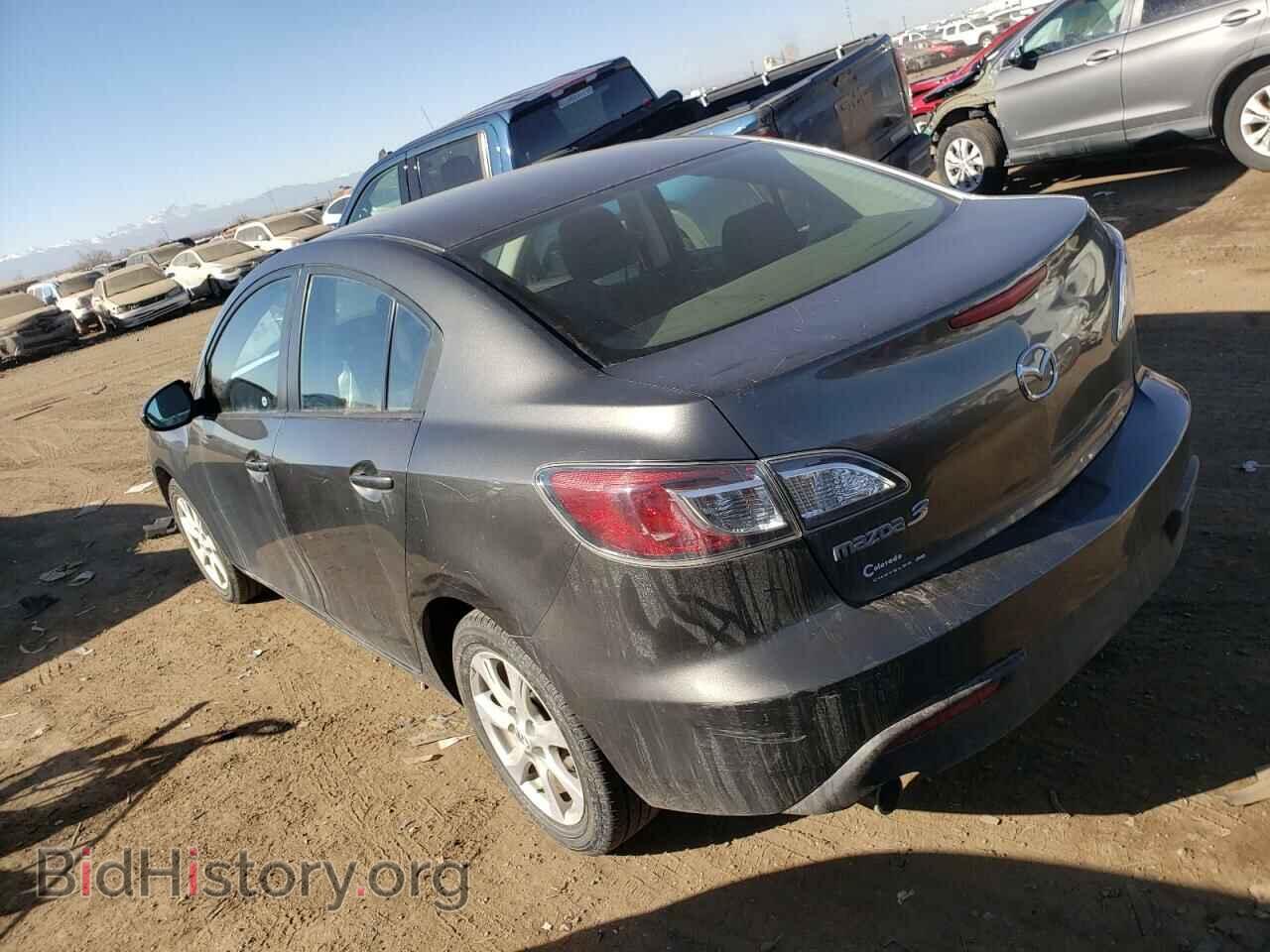 2011 MAZDA 3 - VIN: JM1BL1VF9B1356916 - Фото 2