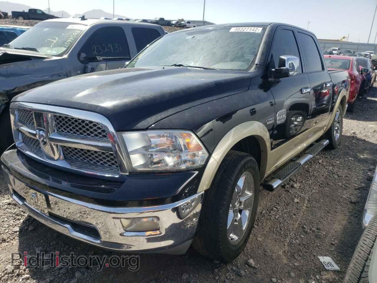 2011 DODGE RAM 1500 - VIN: 1D7RB1CT8BS602798 - Фото 2