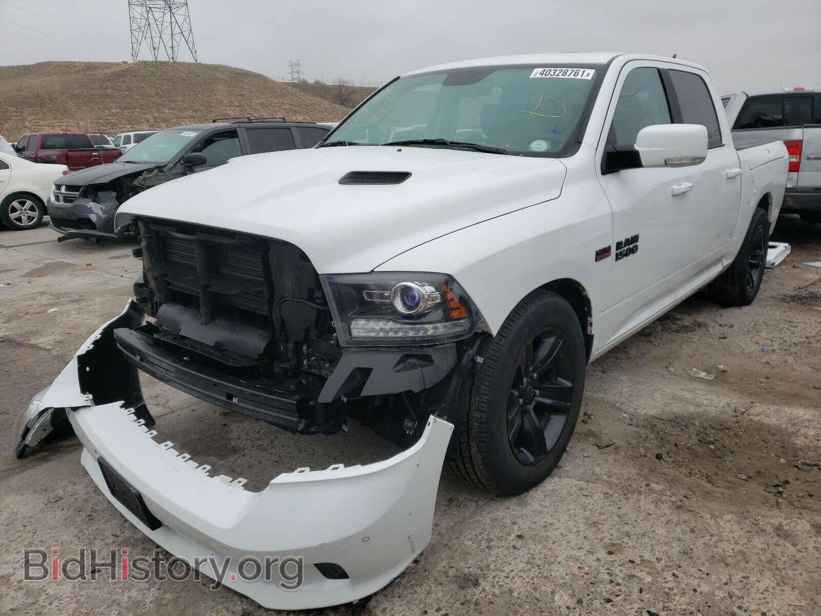 2017 RAM 1500 - VIN: 1C6RR7MT3HS850352 - Photo 2