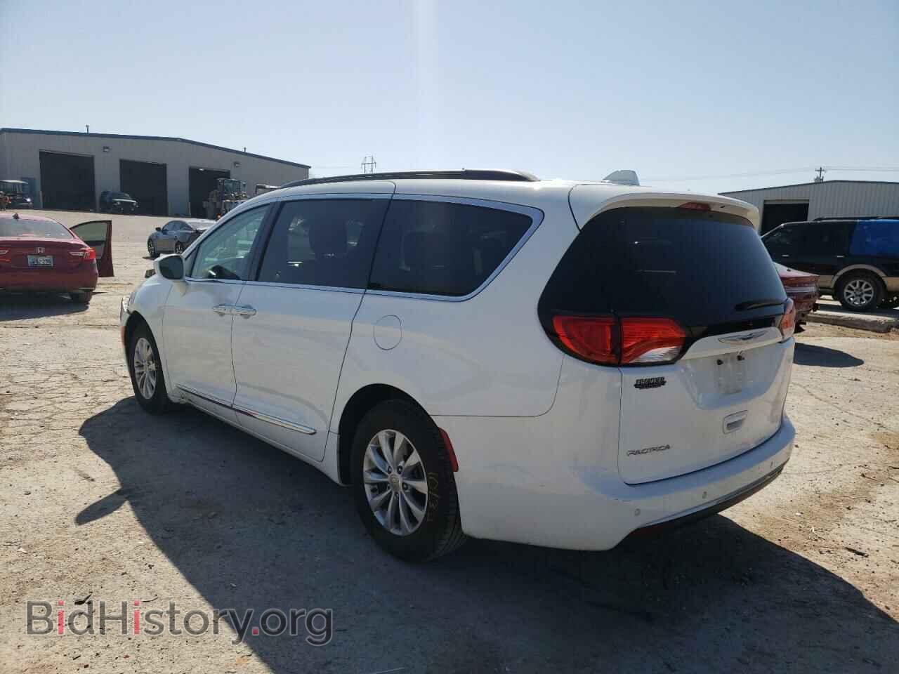 2017 CHRYSLER PACIFICA - VIN: 2C4RC1BG1HR741290 - Photo 3