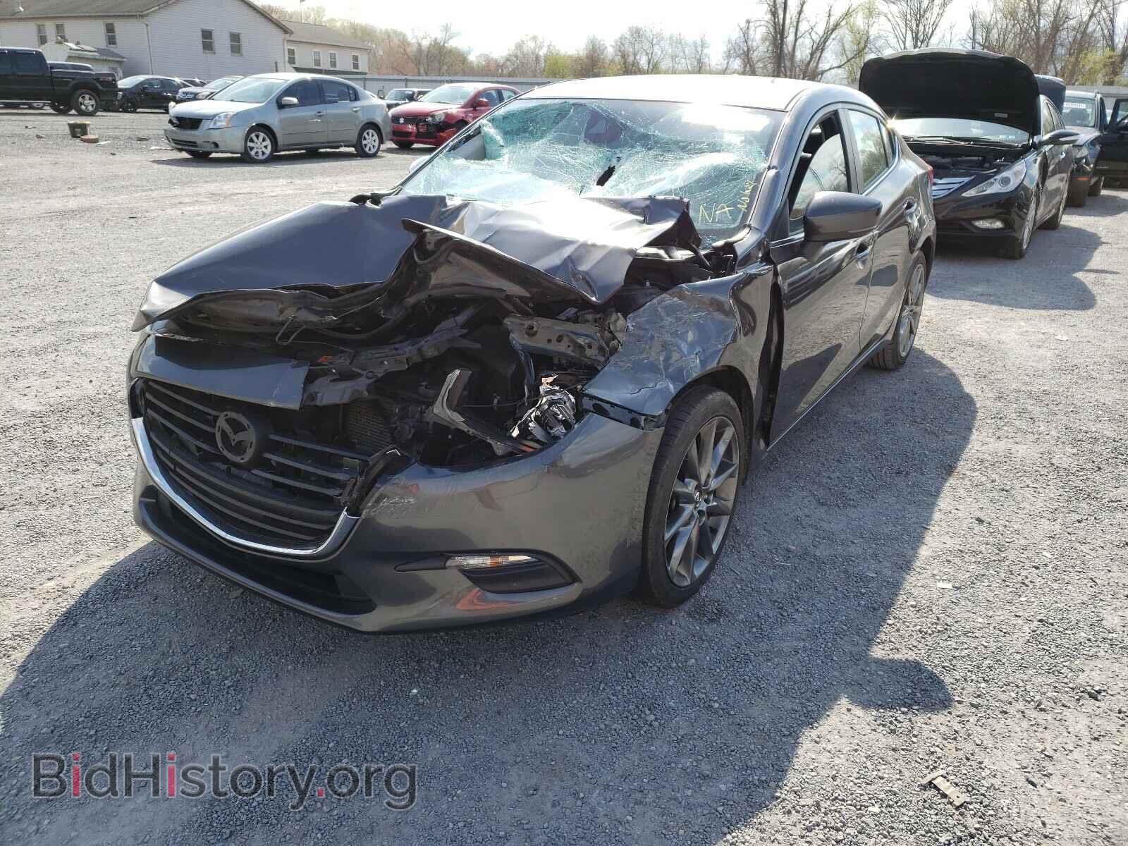 2018 MAZDA 3 - VIN: 3MZBN1V30JM268092 - Фото 2