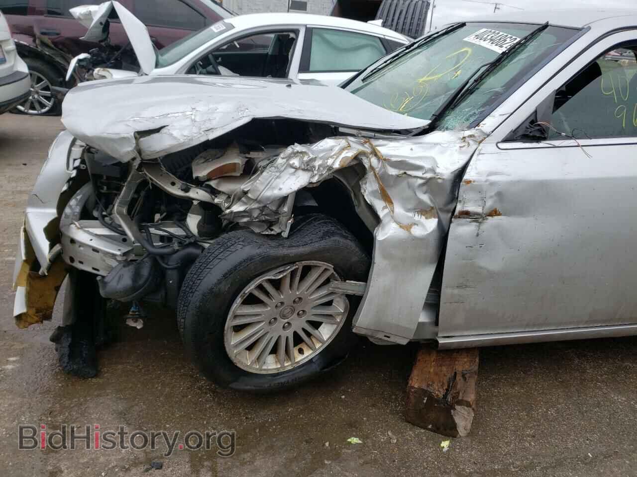 2010 CHRYSLER 300 - VIN: 2C3CA4CD6AH297728 - Фото 9