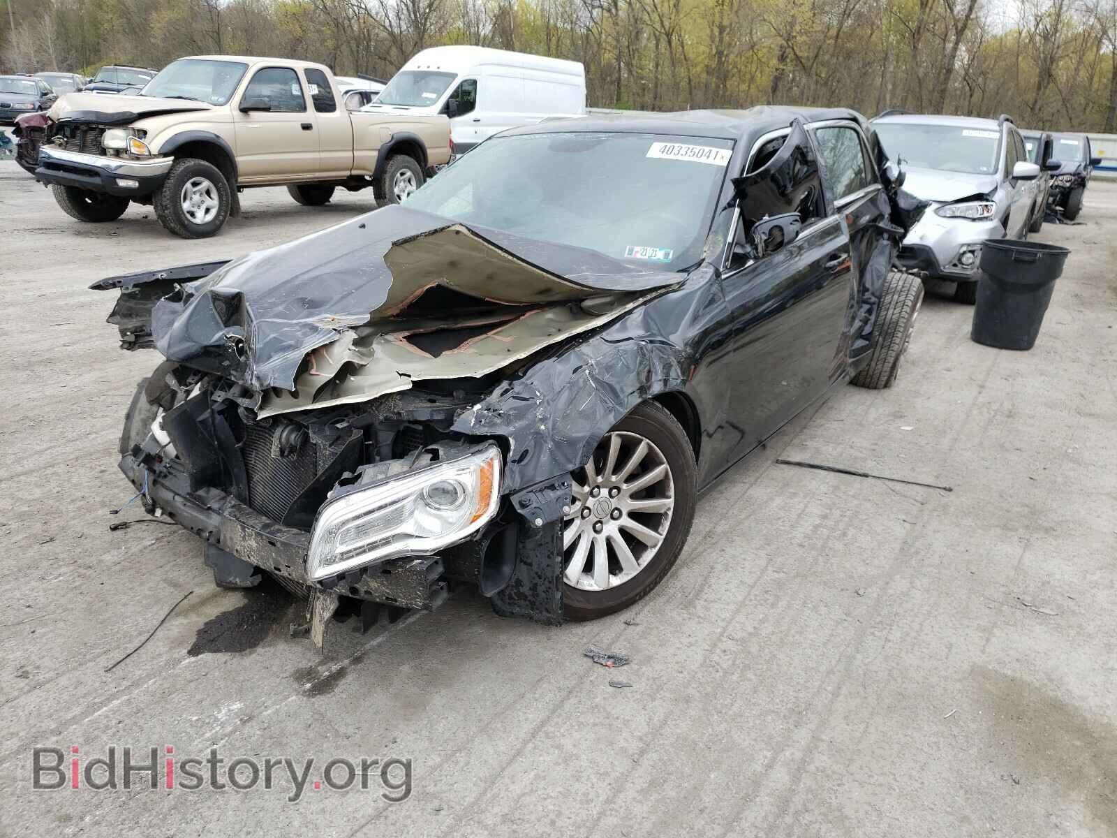 2014 CHRYSLER 300 - VIN: 2C3CCAAG0EH296845 - Фото 2