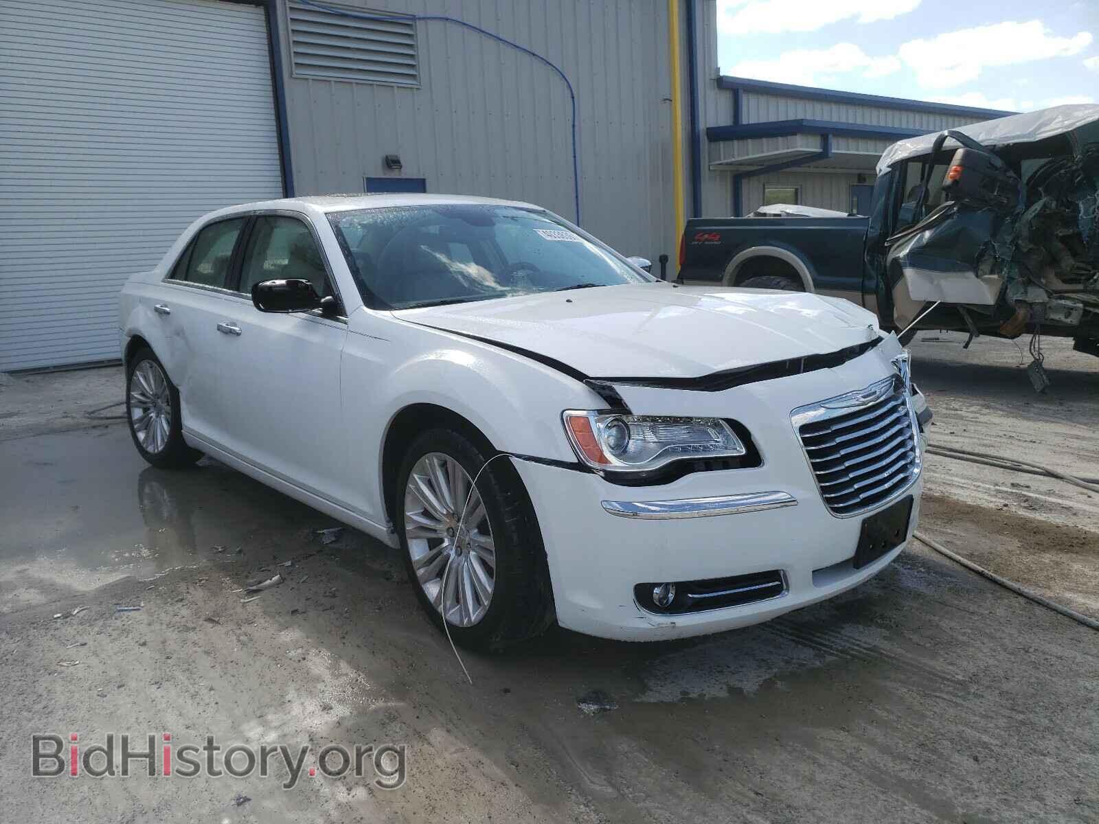 Photo 2C3CA6CT4BH524581 - CHRYSLER 300 2011