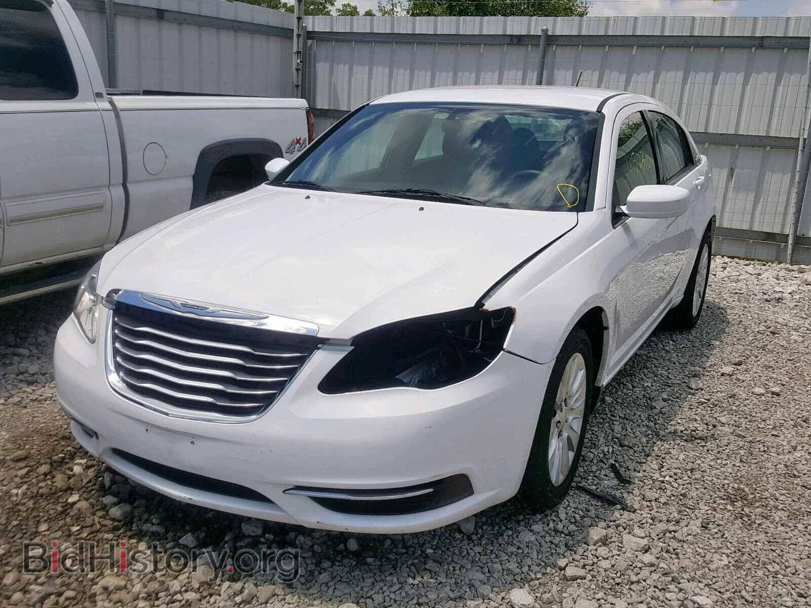 2012 CHRYSLER 200 - VIN: 1C3CCBAB4CN218275 - Фото 2