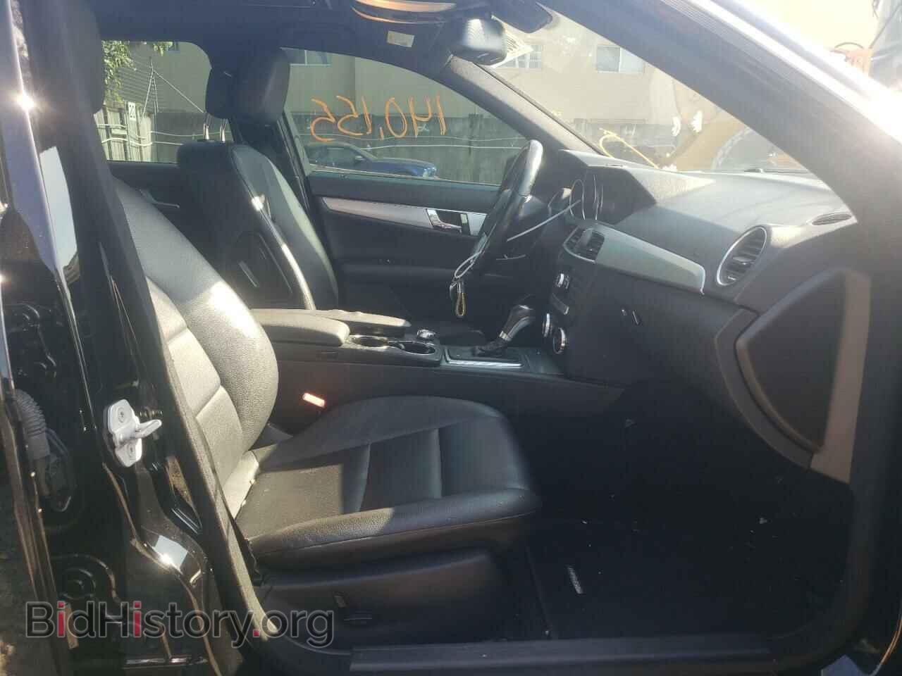 2014 MERCEDES-BENZ C-CLASS - VIN: WDDGF4HB2EA921363 - Фото 5