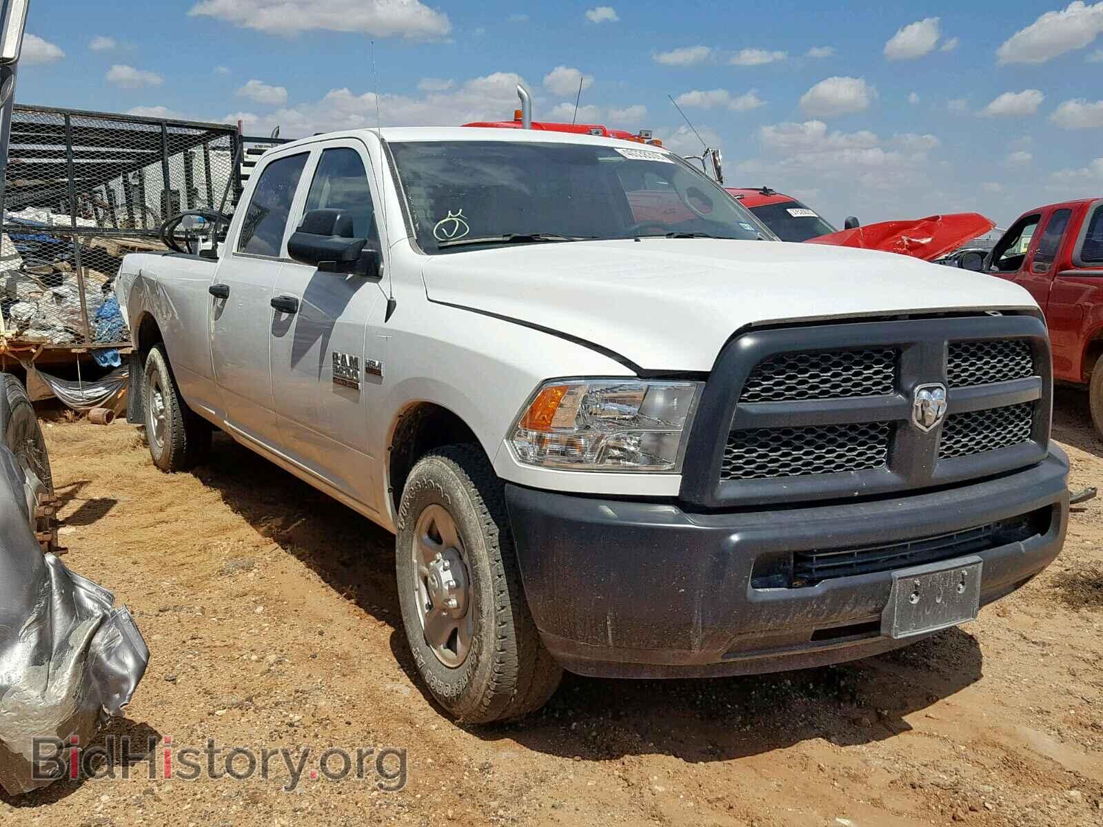 Photo 3C6TR4HT6JG282299 - RAM 2500 ST 2018