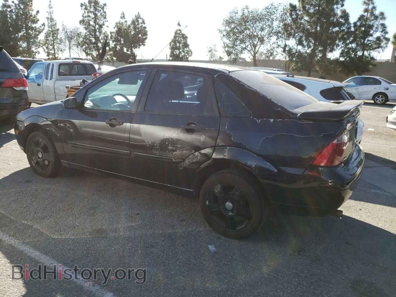 2007 FORD FOCUS - VIN: 1FAFP34N67W181129 - Фото 2