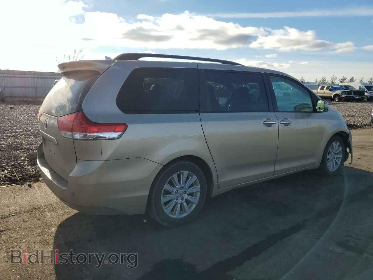 2011 TOYOTA All Models - VIN: 5TDYK3DC7BS039588 - Photo 3