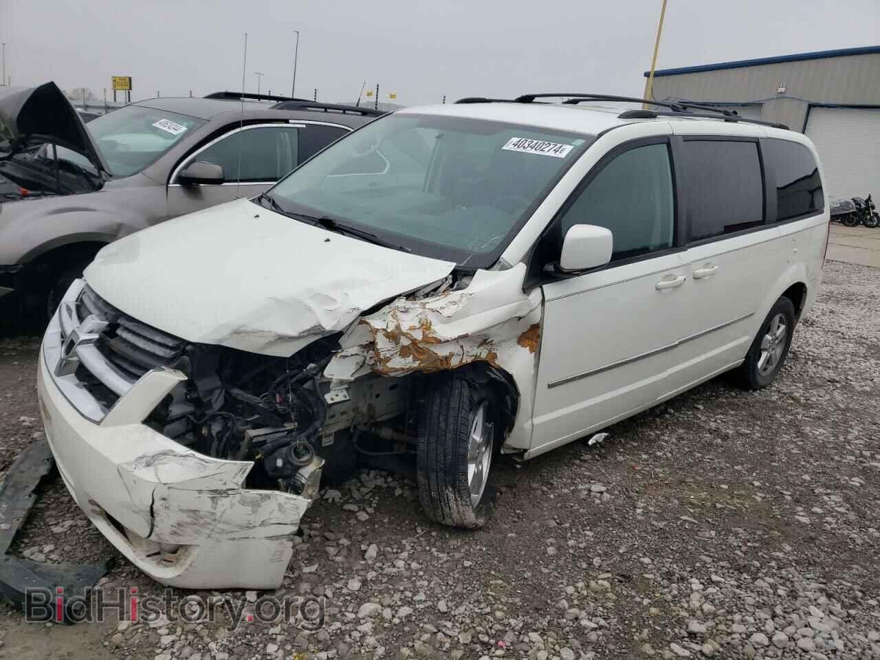Photo 2D4RN5D14AR119057 - DODGE CARAVAN 2010