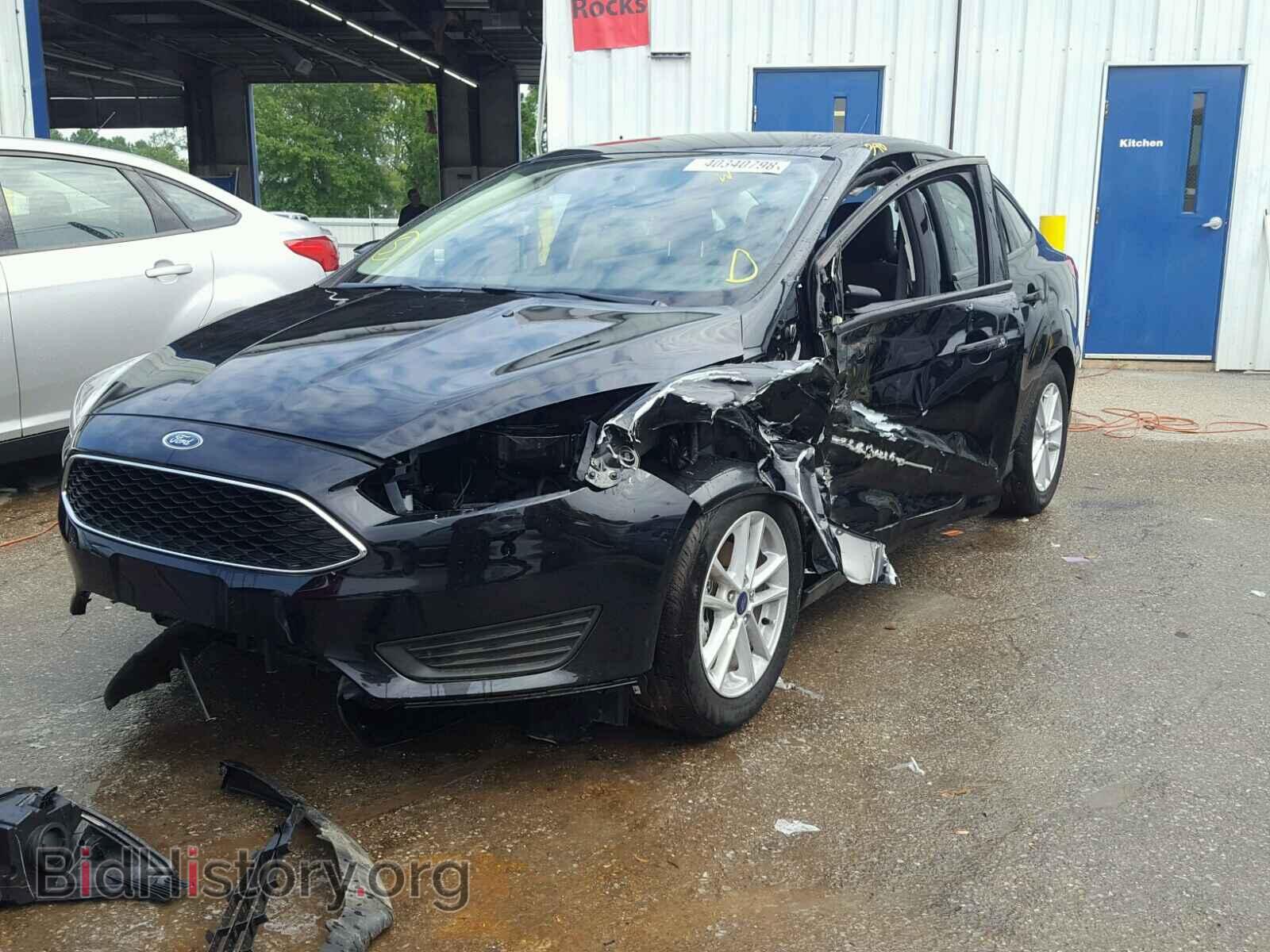 2018 FORD FOCUS - VIN: 1FADP3F22JL220088 - Фото 2
