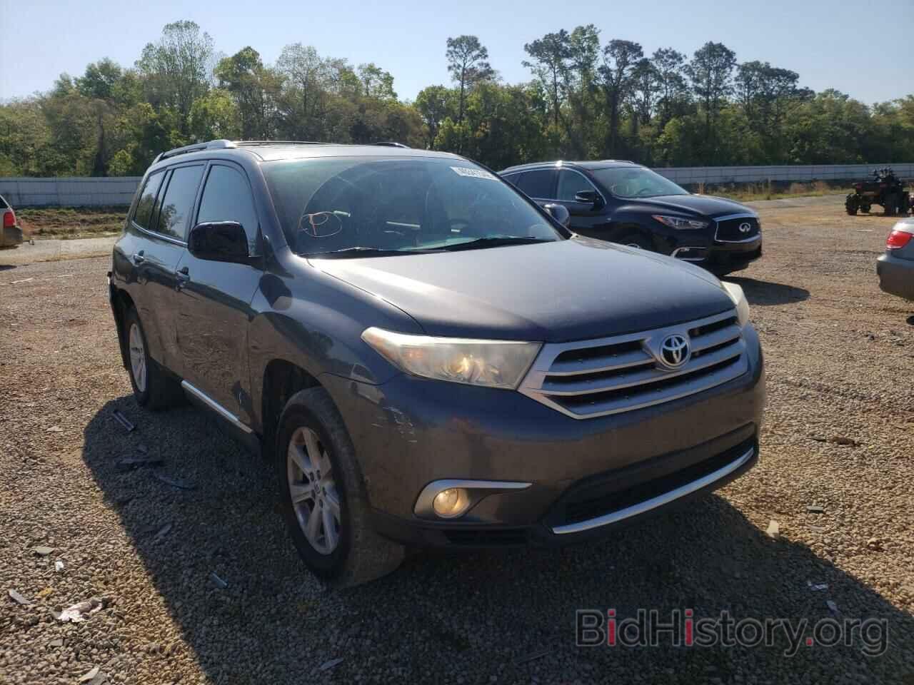 Photo 5TDZK3EH4CS075903 - TOYOTA HIGHLANDER 2012