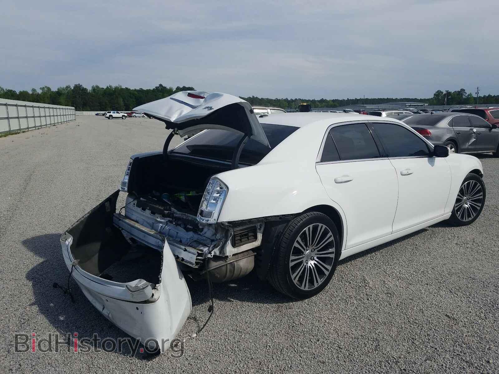 2013 CHRYSLER 300 - VIN: 2C3CCABG4DH528845 - Фото 4