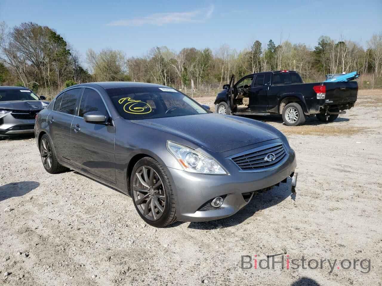 Photo JN1CV6AP8DM306362 - INFINITI G37 2013