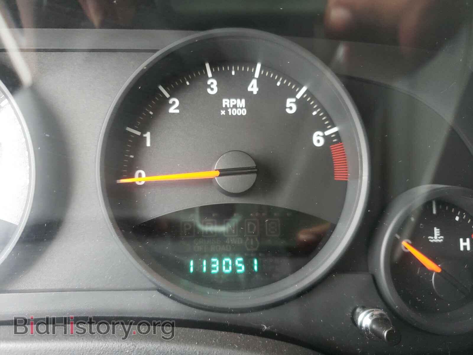 2011 JEEP COMPASS - VIN: 1J4NT1FB7BD162113 - Photo 8