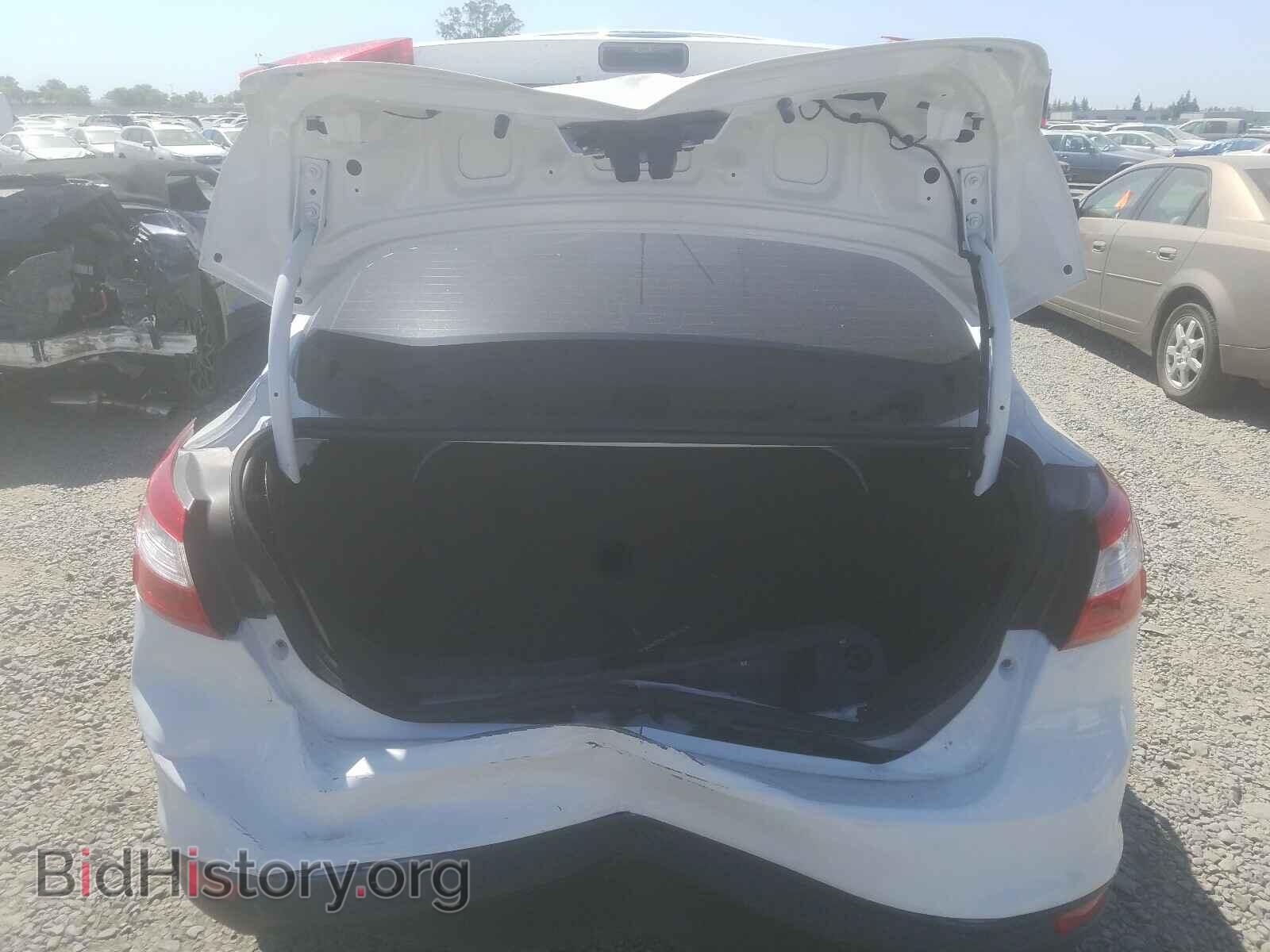 2012 FORD FOCUS - VIN: 1FAHP3F22CL423440 - Photo 9