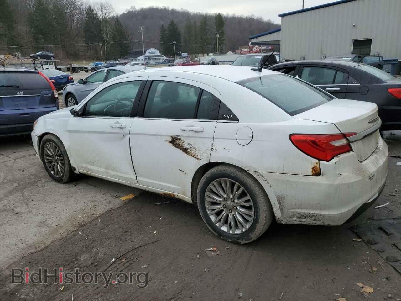 2012 CHRYSLER 200 - VIN: 1C3CCBAB4CN113414 - Фото 2