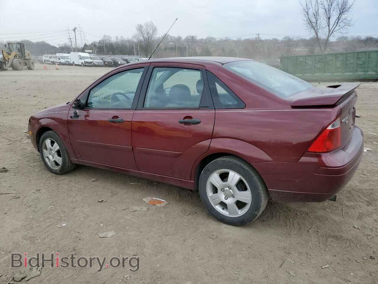 2007 FORD FOCUS - VIN: 1FAFP34N27W237230 - Фото 2
