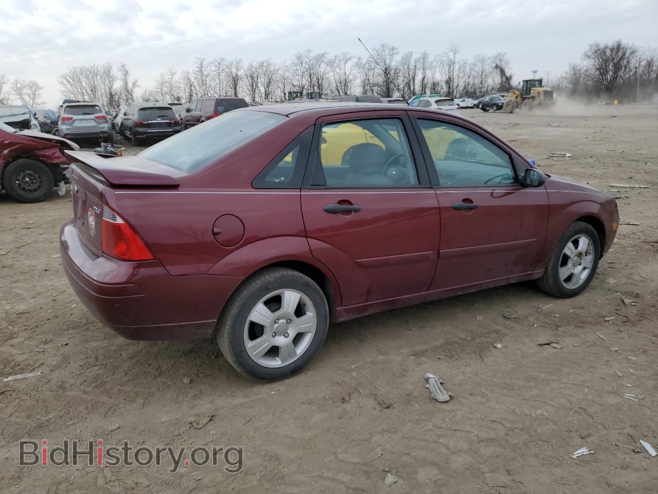 2007 FORD FOCUS - VIN: 1FAFP34N27W237230 - Фото 3