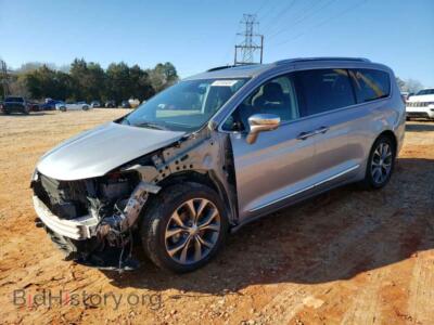2017 Chrysler PACIFICA Limited, silver — VIN 2C4RC1GG6HR741407, Copart