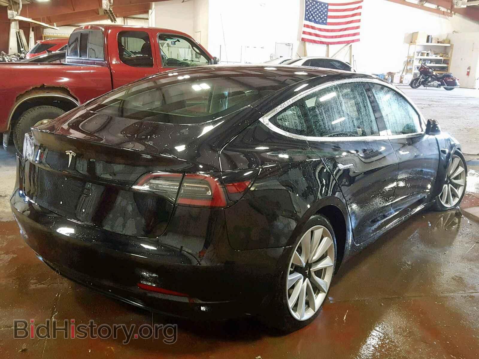 2018 TESLA MODEL 3 - VIN: 5YJ3E1EB2JF071637 - Фото 4