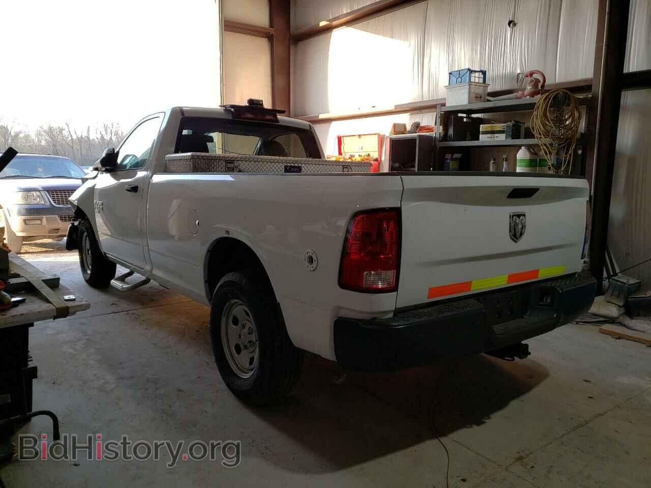 2020 RAM 1500 - VIN: 3C6JR6DG3LG211012 - Photo 2