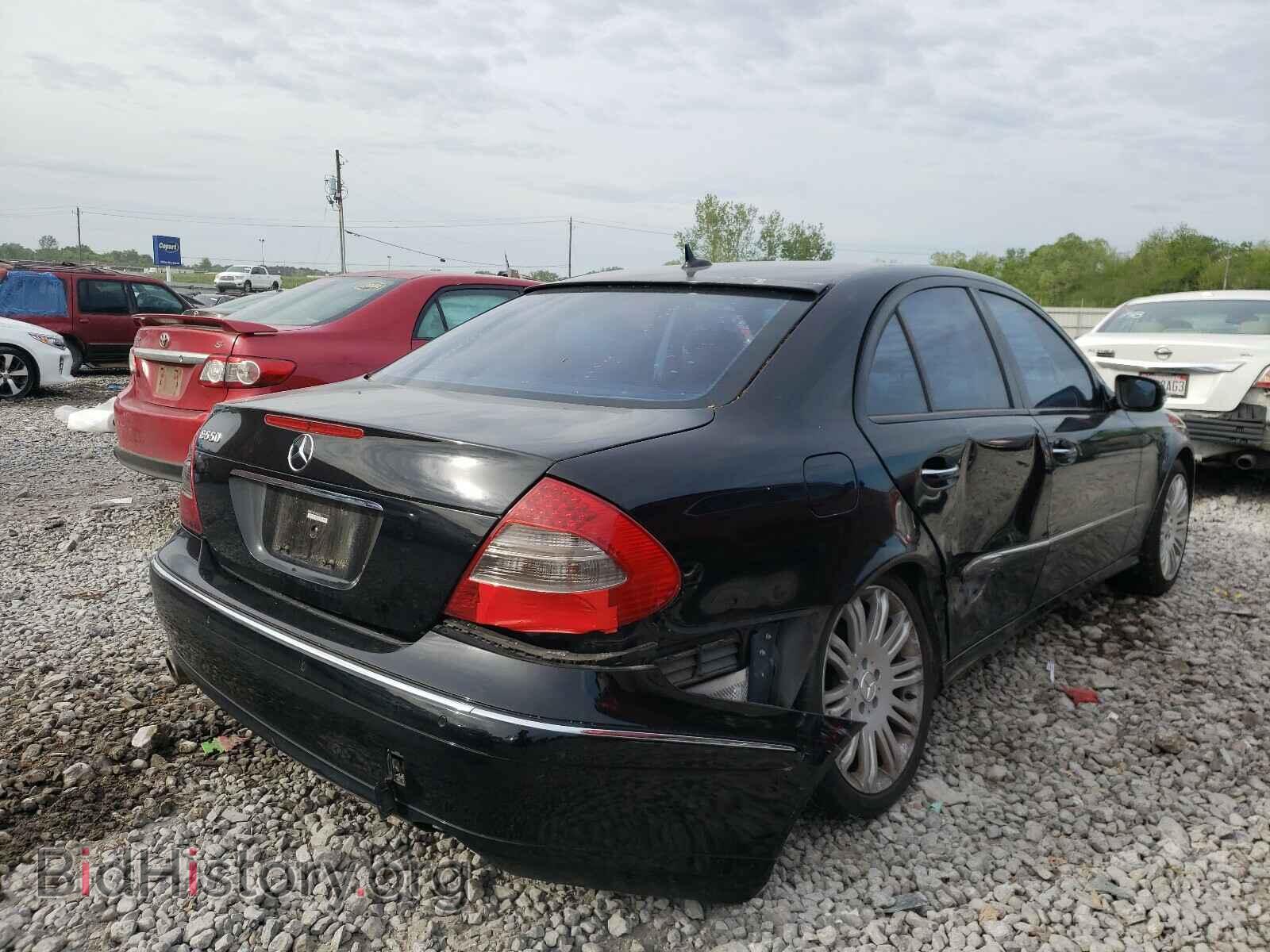 2007 MERCEDES-BENZ E CLASS - VIN: WDBUF72X47B005217 - Фото 4