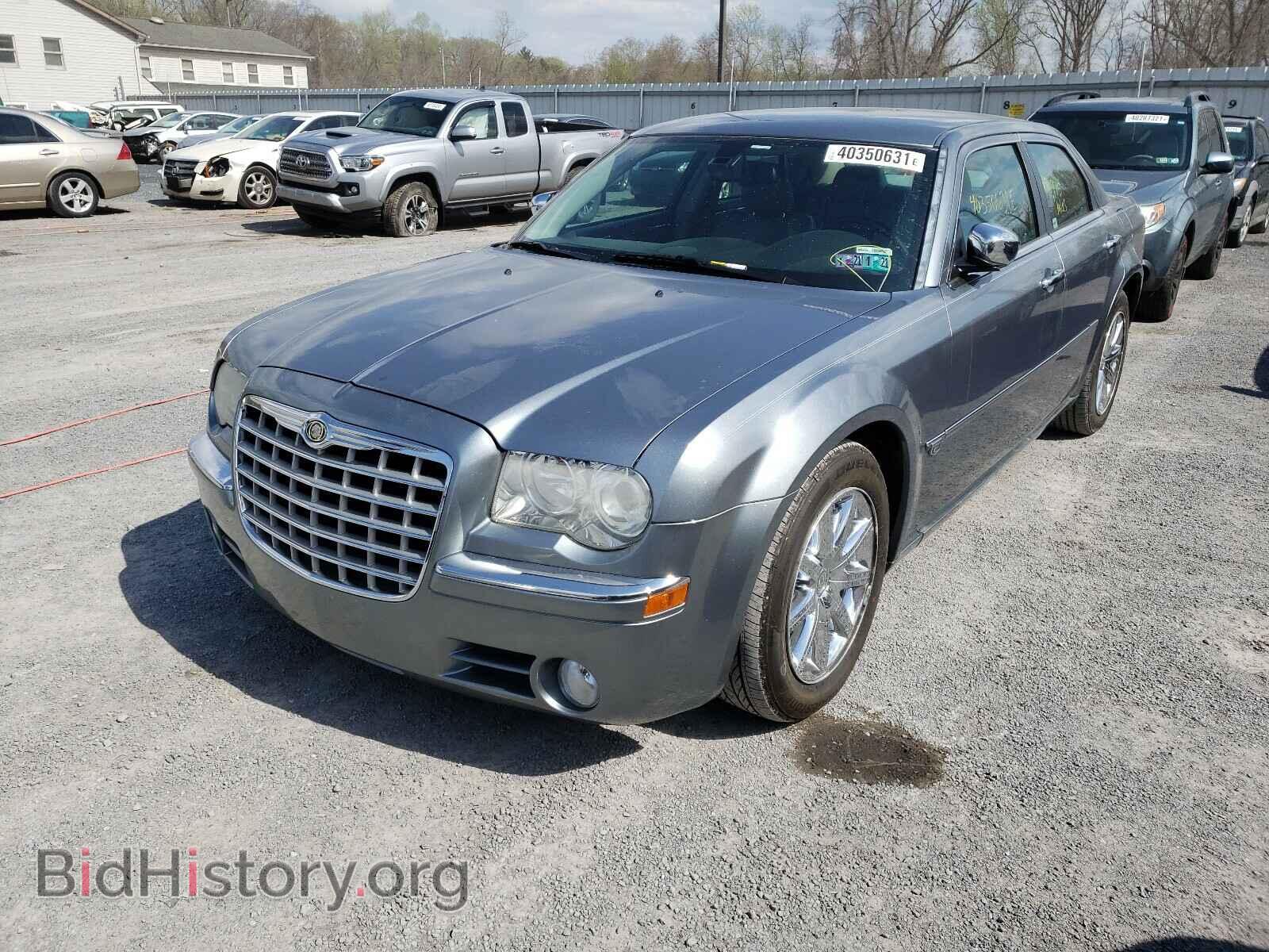 2007 CHRYSLER 300 - VIN: 2C3KA63H57H684046 - Фото 2