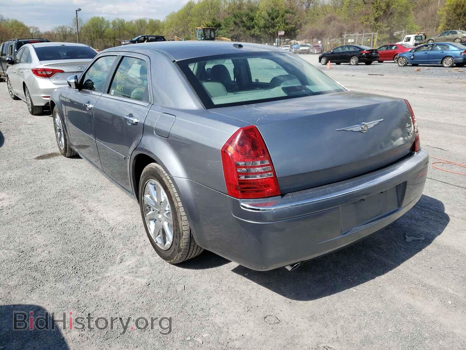2007 CHRYSLER 300 - VIN: 2C3KA63H57H684046 - Фото 3