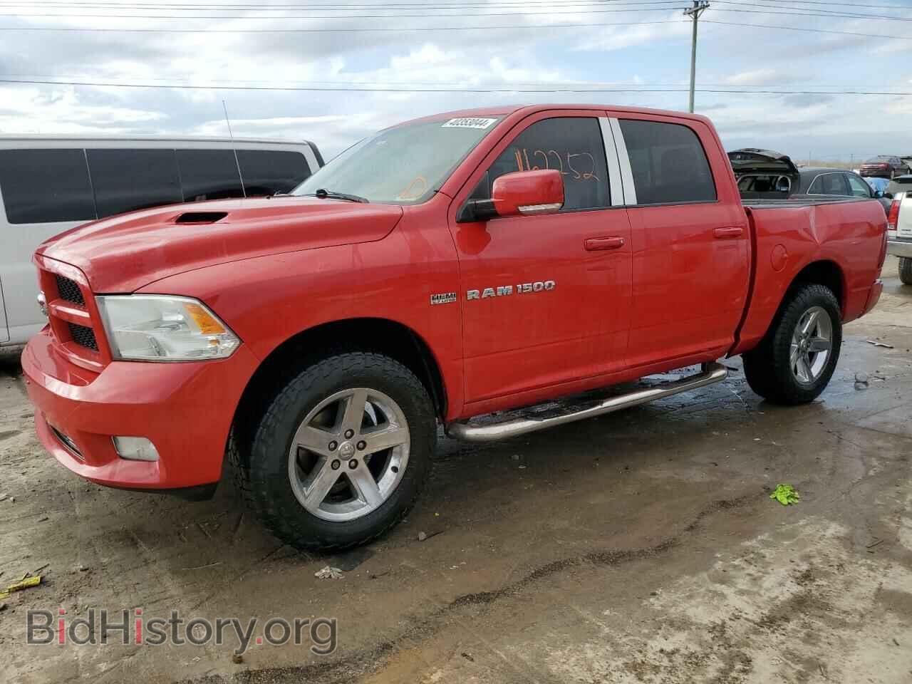 Photo 1D7RV1CT7BS551348 - DODGE All Models 2011