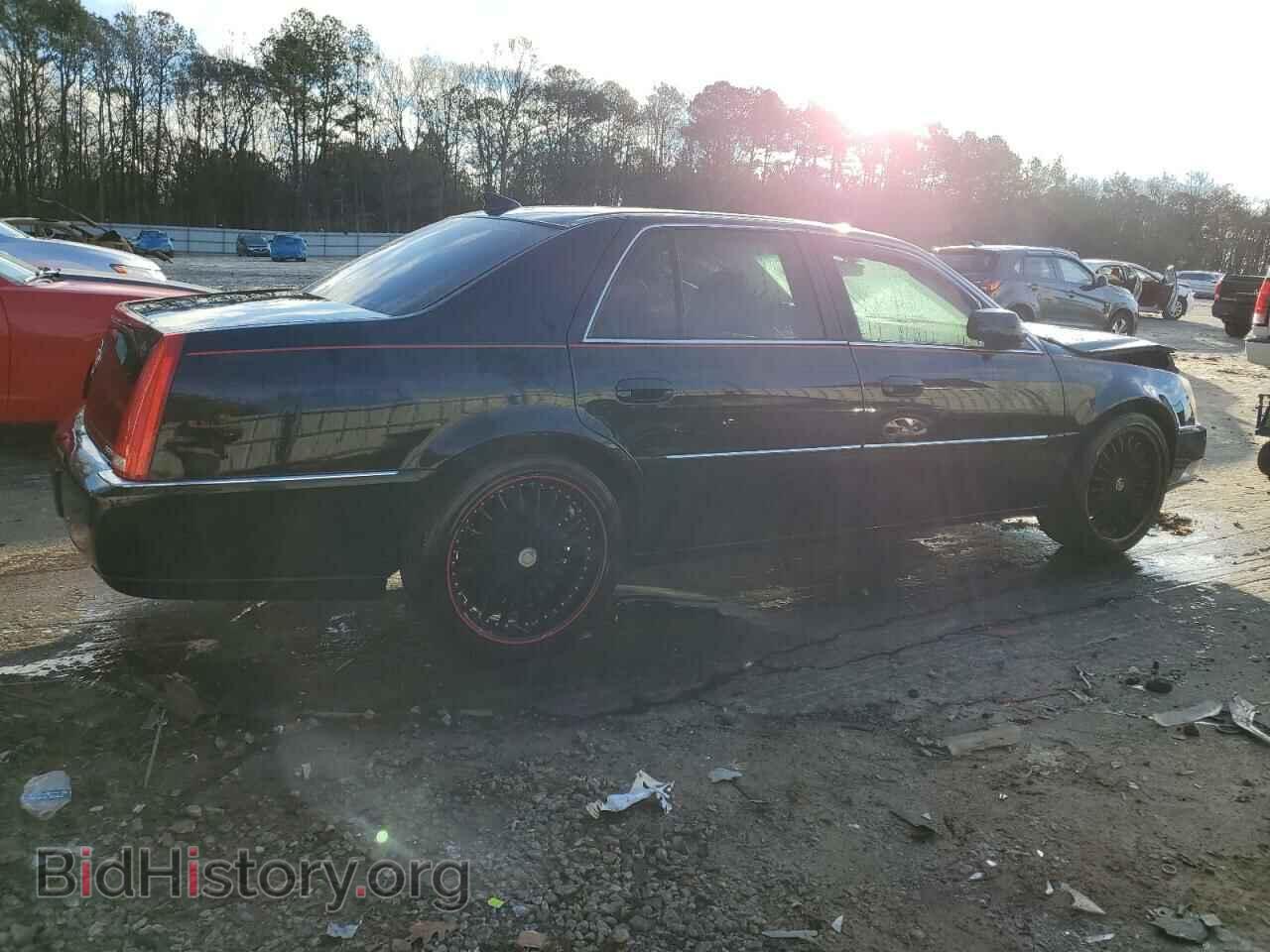 2011 CADILLAC DTS - VIN: 1G6KH5E61BU113420 - Photo 3
