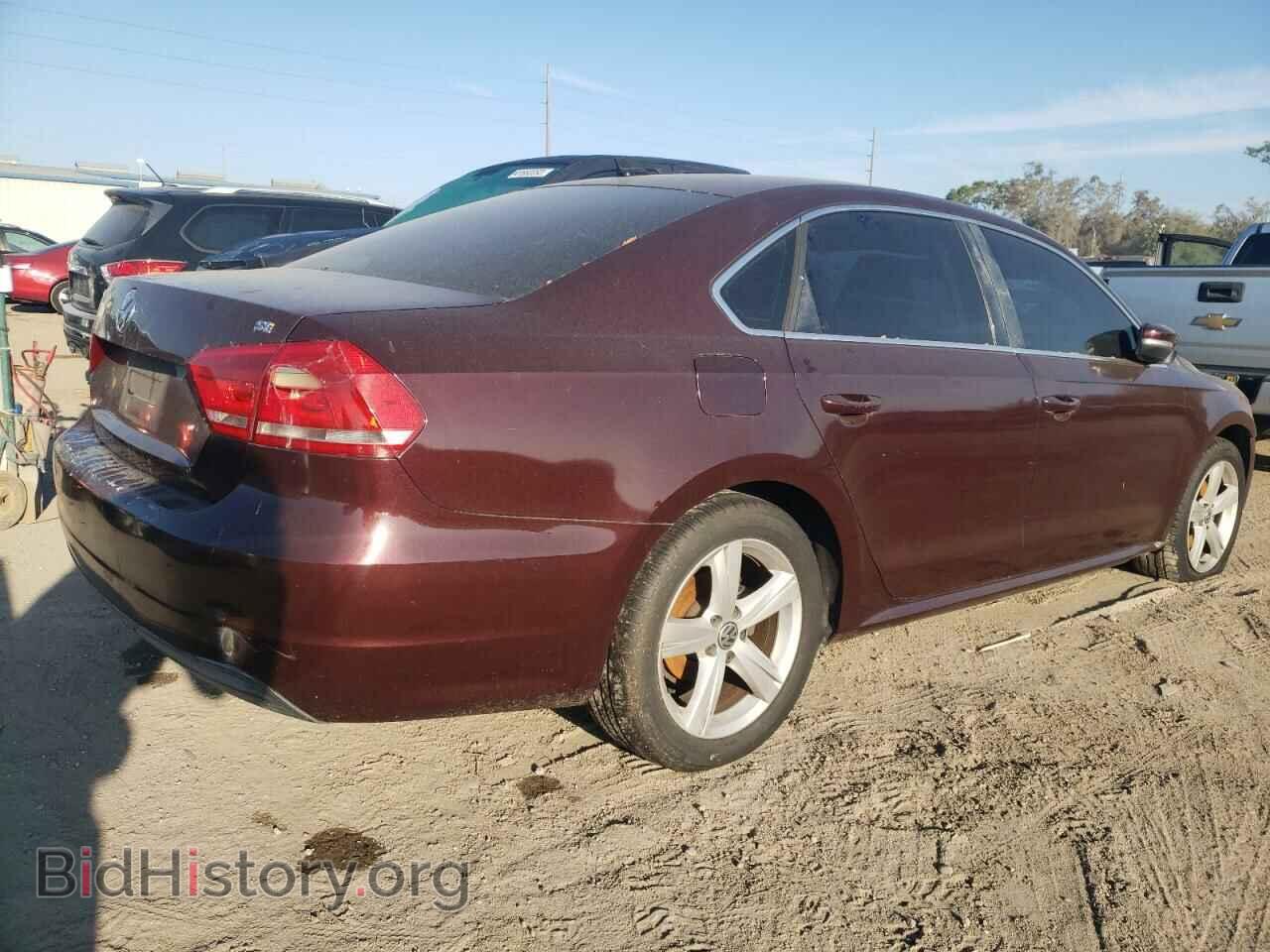 2013 VOLKSWAGEN PASSAT - VIN: 1VWBP7A32DC107445 - Фото 3