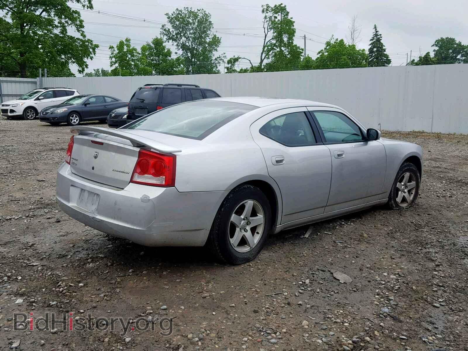 2010 DODGE CHARGER - VIN: 2B3CA4CD0AH223606 - Фото 4